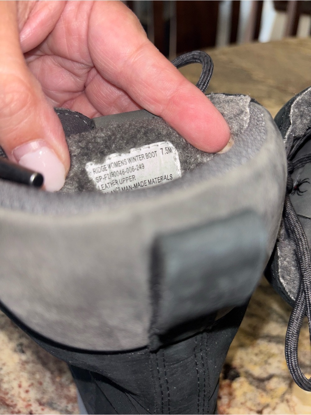 SPYDER Ridge Insulated Women's Black/Grey Lace-Up Winter Boot Sz 7.5 NEW - Picture 10 of 10